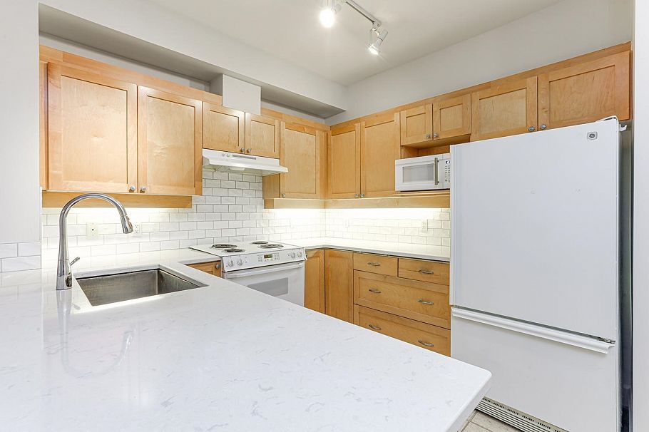 211 6198 Ash Street Vancouver, BC - 7