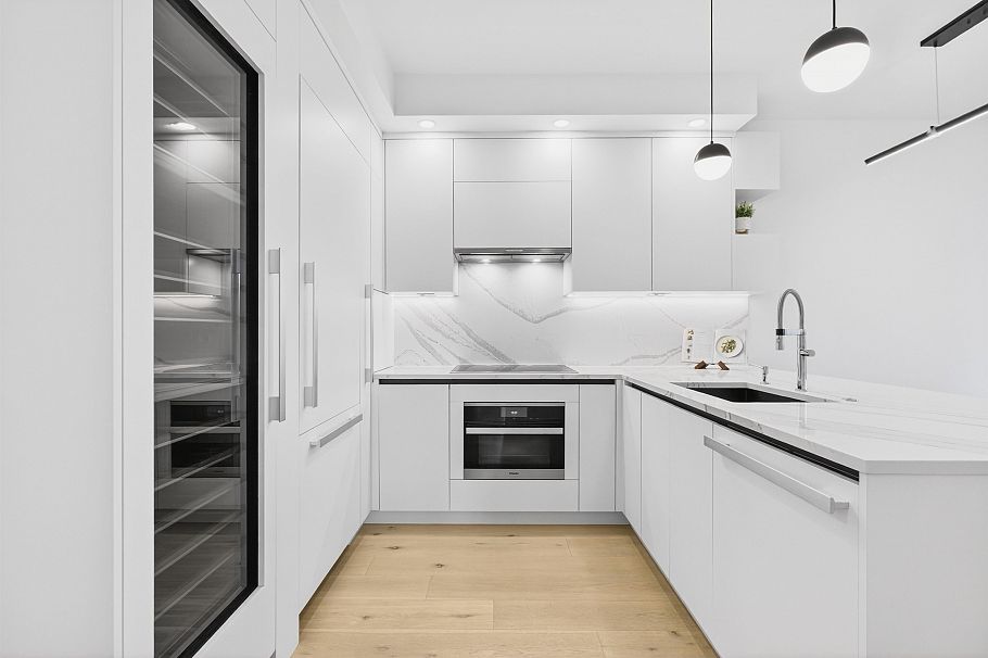 906 1050 Smithe Street Vancouver, BC - 8