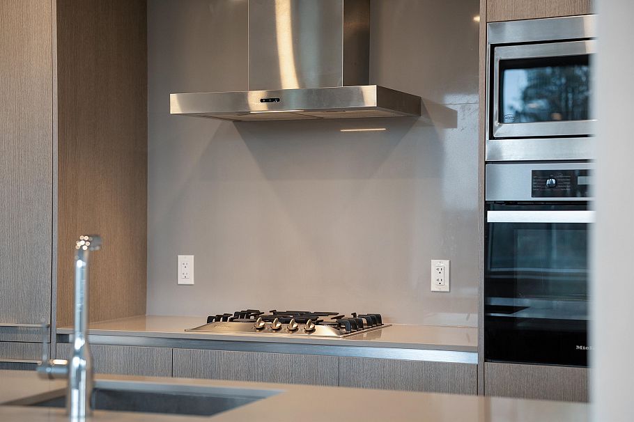 302 4908 Cambie Street Vancouver, BC - 11