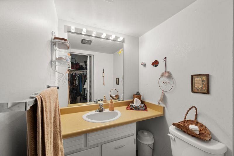 1149 Lillooet Road North Vancouver, BC - 22