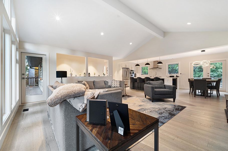 2488 Belloc Street North Vancouver, BC - 6