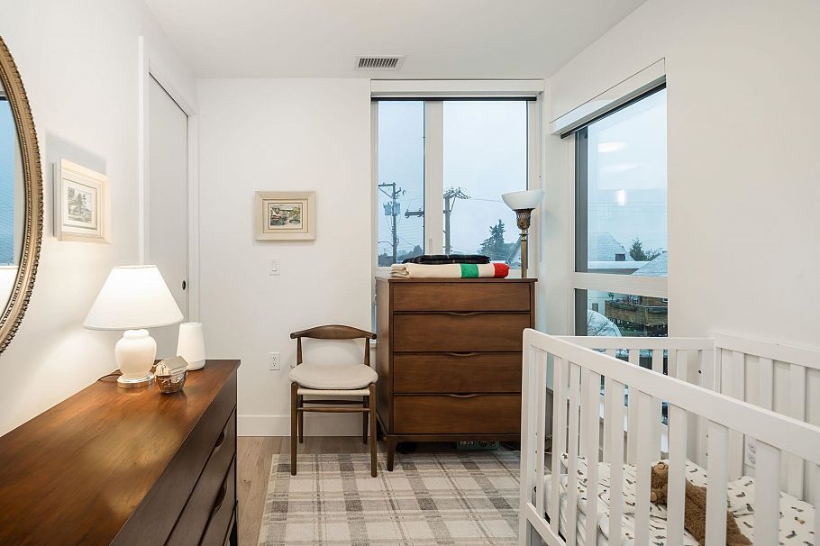 3914 Dumfries Street Vancouver, BC - 16