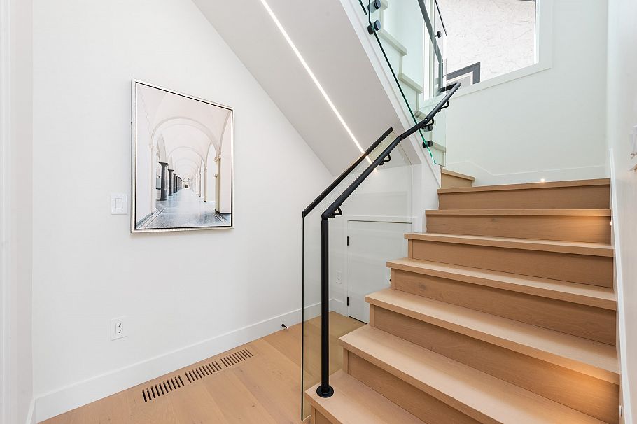 2 3232 W 38th Avenue Vancouver, BC - 11