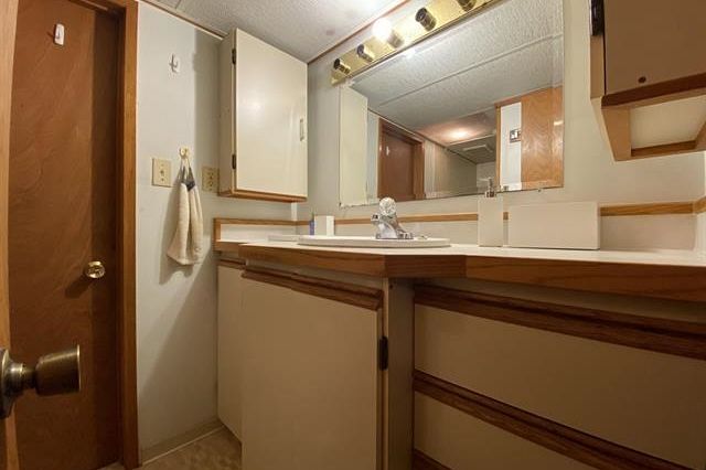 6828 Inverness Street Vancouver, BC - 13