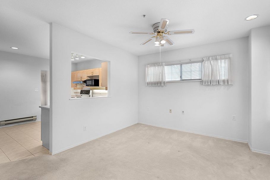 55 6523 Chambord Place Vancouver, BC - 4