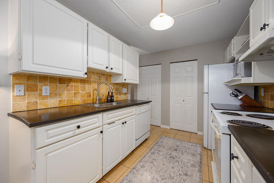 514 1000 Bowron Court North Vancouver, BC - 13