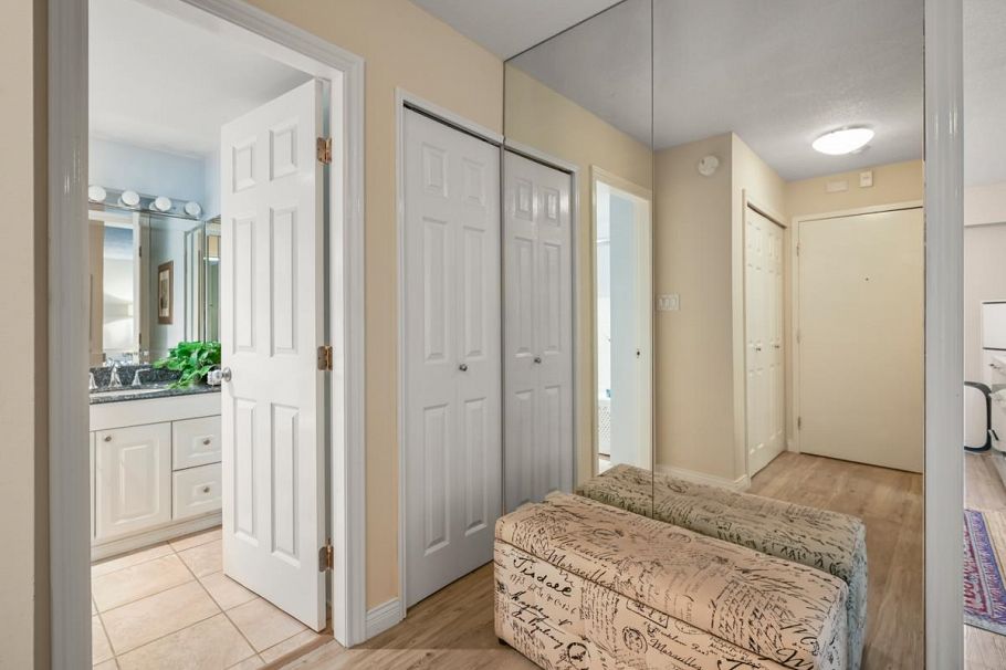 205 307 W 2nd Street North Vancouver, BC - 16