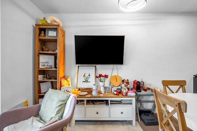 3010 1480 Howe Street Vancouver, BC - 8