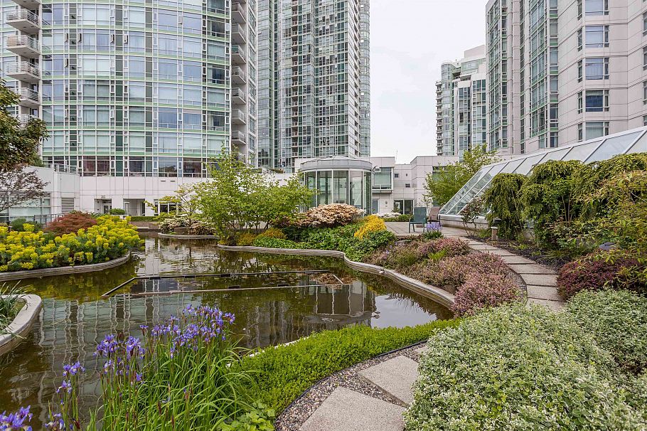 THA 1199 Marinaside Crescent Vancouver, BC - 29