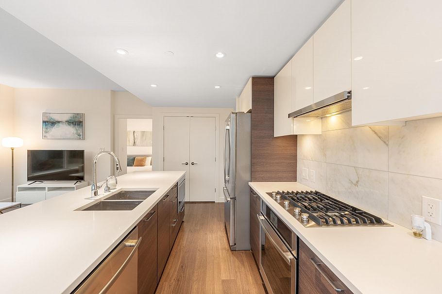 808 3557 Sawmill Crescent Vancouver, BC - 14