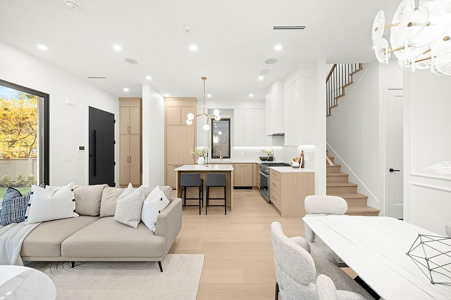 1095 E 14th Avenue Vancouver, BC - 15