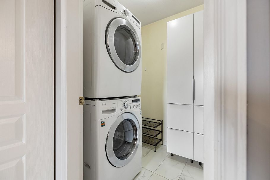 407 8460 Jellicoe Street Vancouver, BC - 20