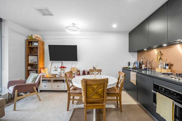 3010 1480 Howe Street Vancouver, BC - 29