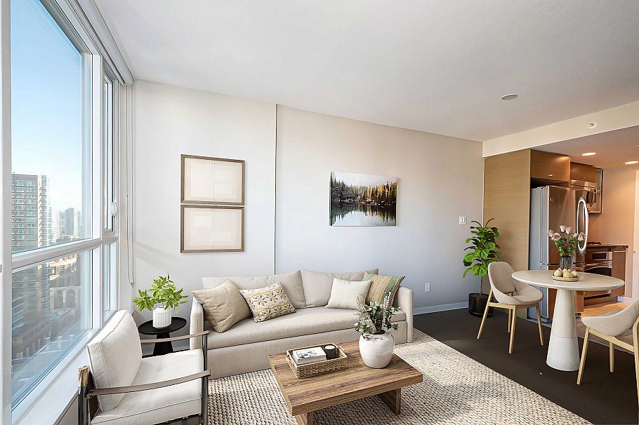 2102 833 Seymour Street Vancouver, BC - 1