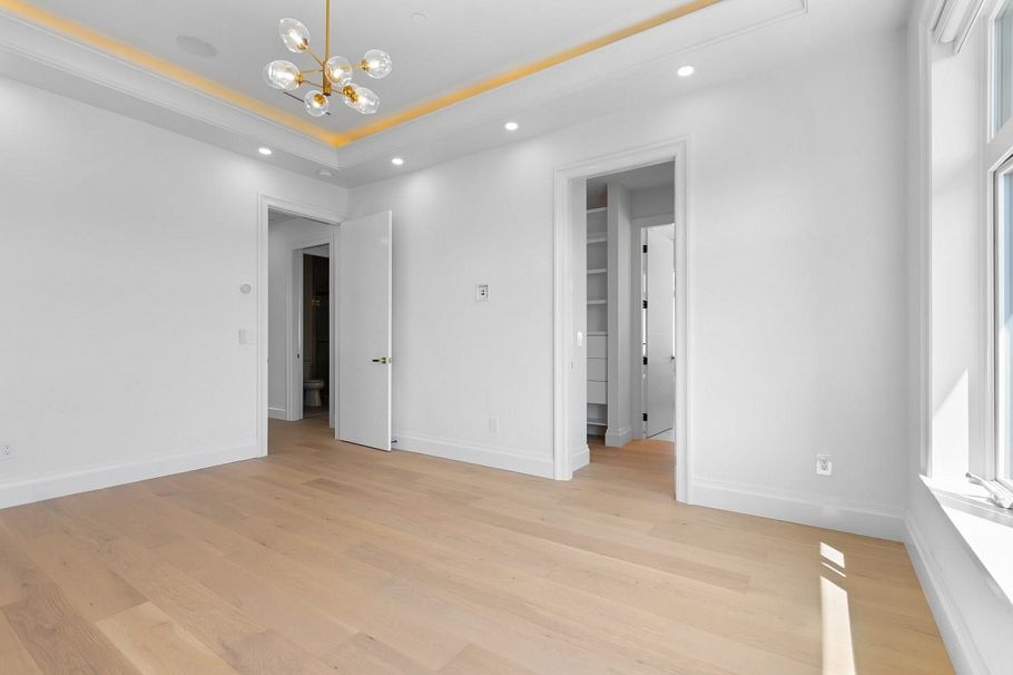 2246 W 20th Avenue Vancouver, BC - 15