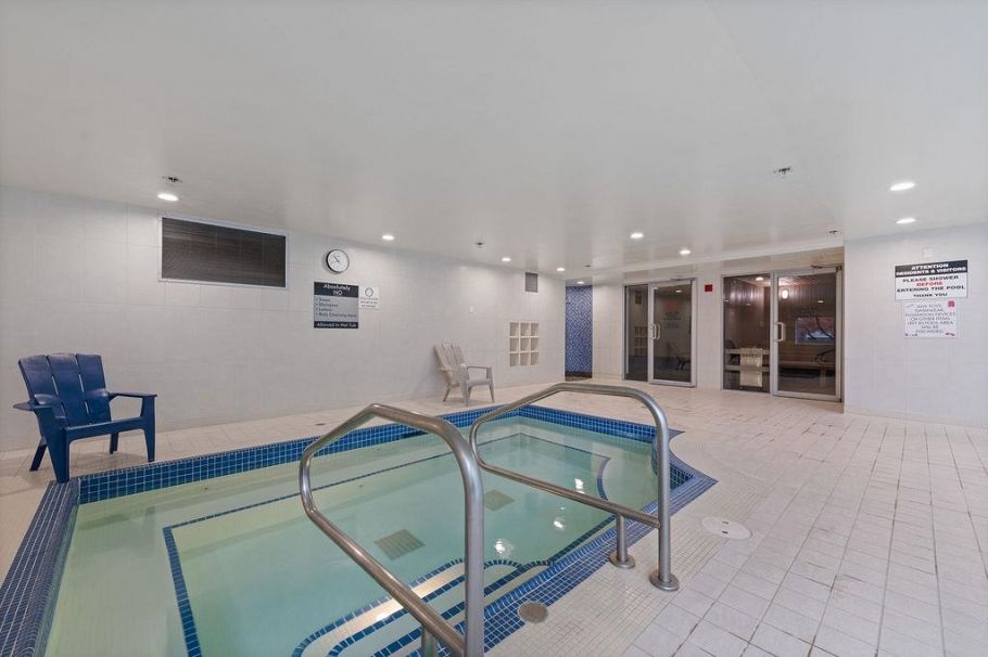 2205 111 W Georgia Street Vancouver, BC - 30