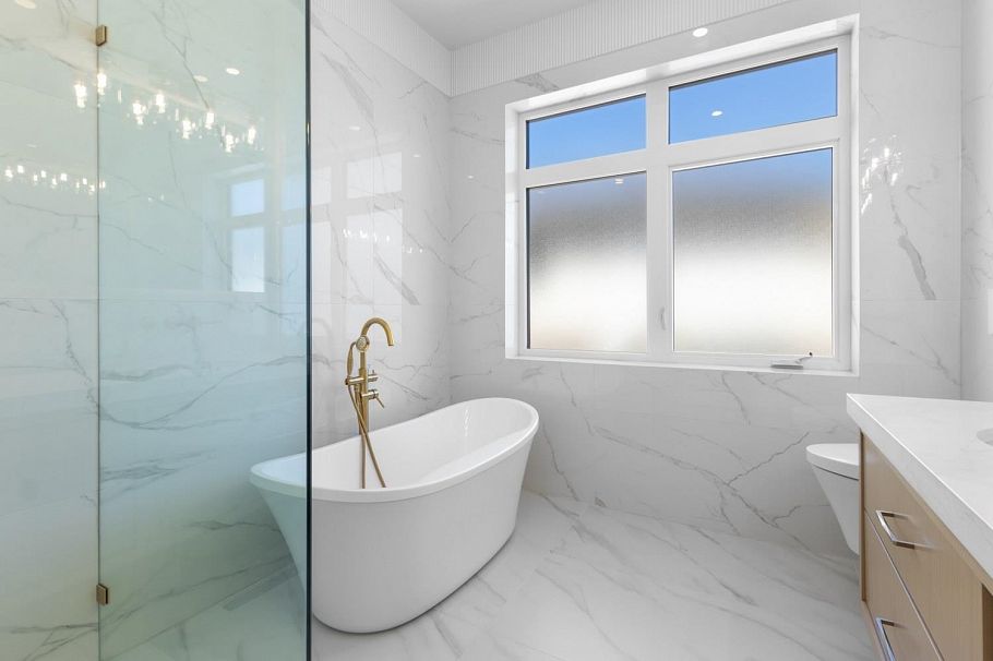 2246 W 20th Avenue Vancouver, BC - 17