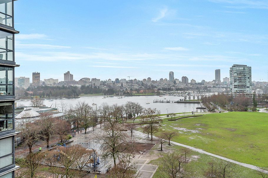 8A 199 Drake Street Vancouver, BC - 1