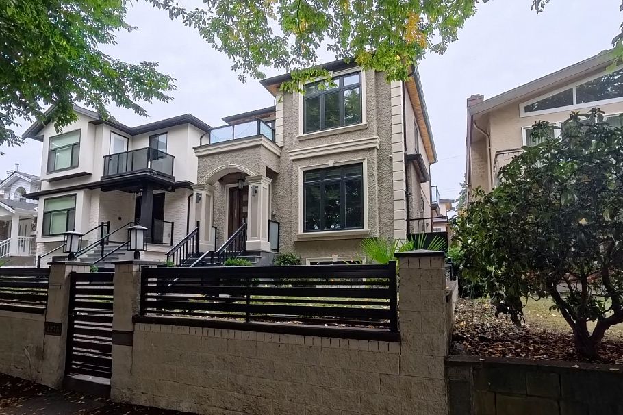 1275 E 62nd Avenue Vancouver, BC - 34