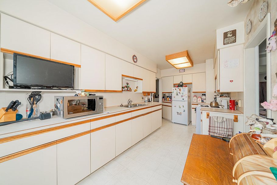 4277 Castlewood Crescent Burnaby, BC - 11