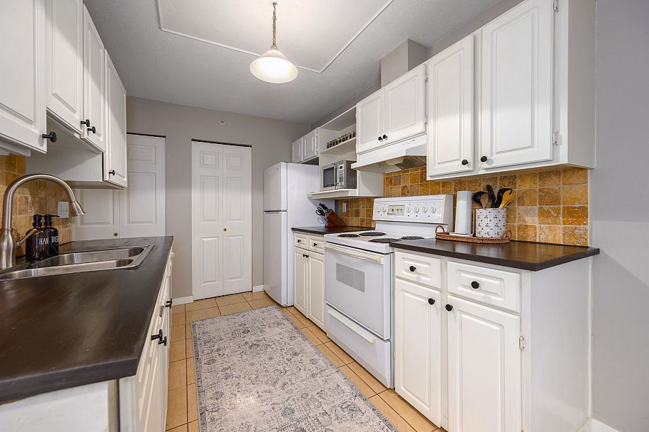 514 1000 Bowron Court North Vancouver, BC - 12