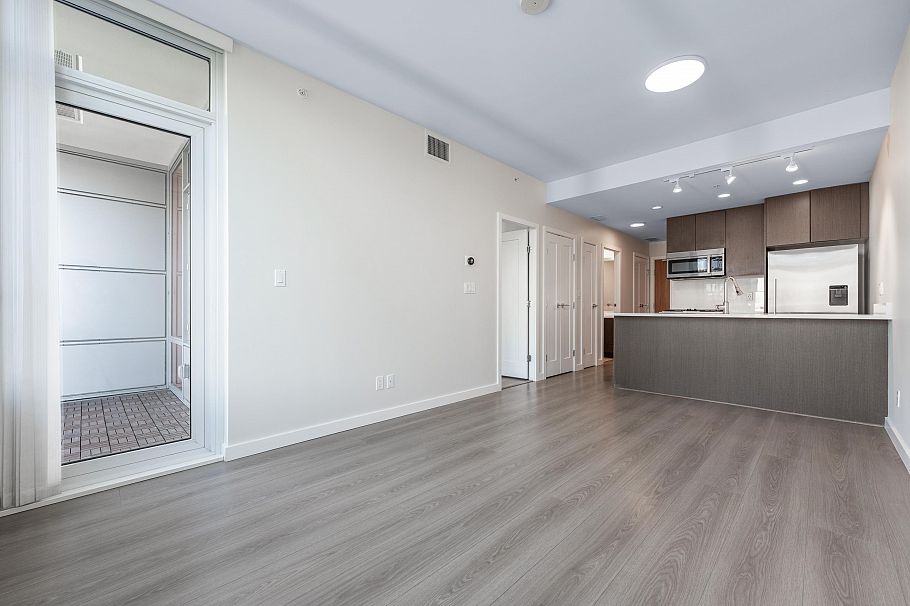 1504 8628 Hazelbridge Way Richmond, BC - 11