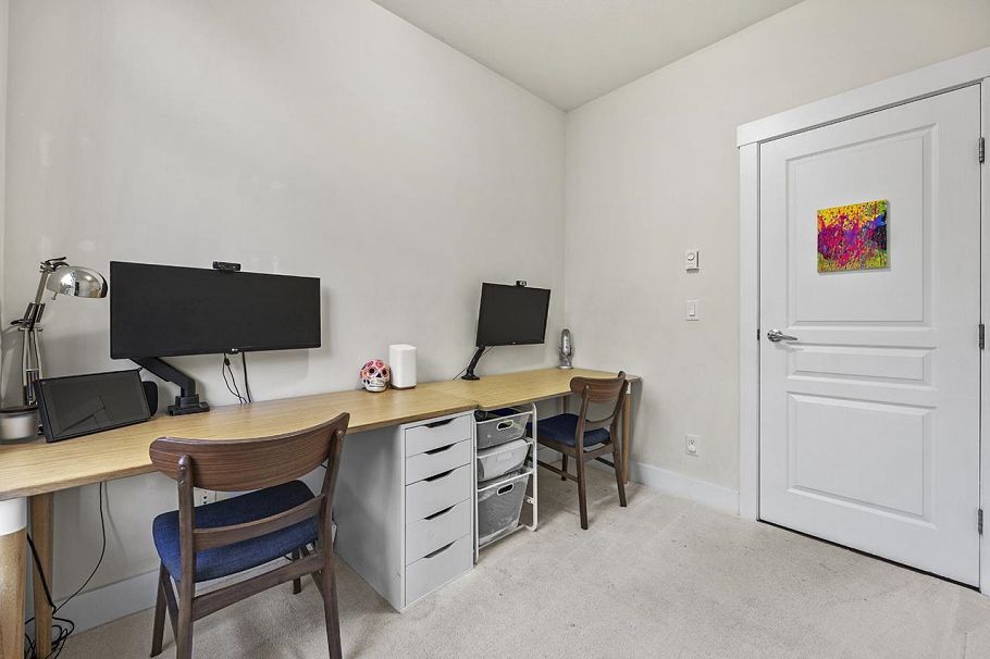 204 6333 Larkin Drive Vancouver, BC - 16