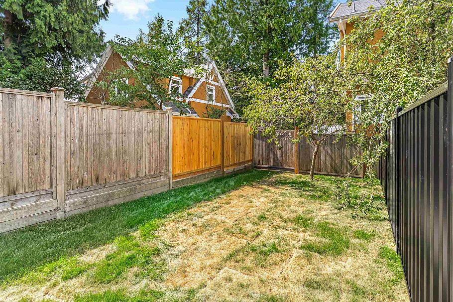 2 5221 Clarendon Street Vancouver, BC - 32