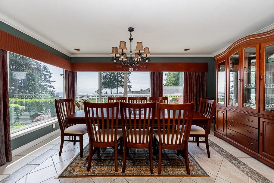 180 W Osborne Road North Vancouver, BC - 7