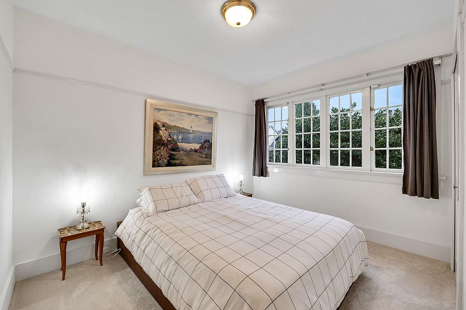 1509 Mahon Avenue North Vancouver, BC - 12