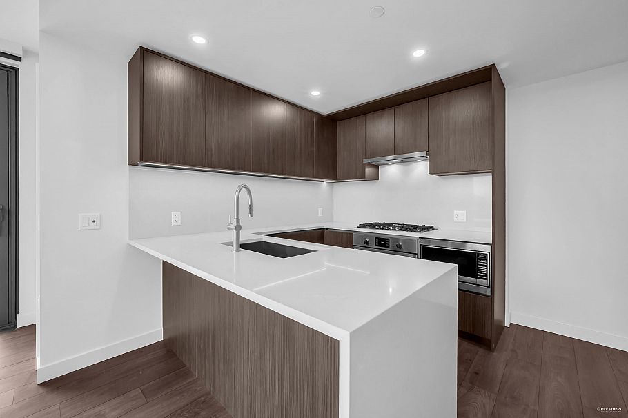 309 5987 Wilson Avenue Burnaby, BC - 2