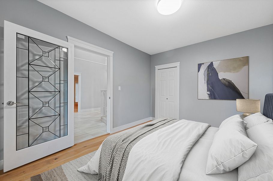 4053 W 38th Avenue Vancouver, BC - 6