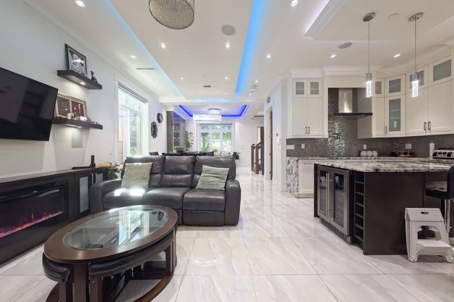 1275 E 62nd Avenue Vancouver, BC - 8