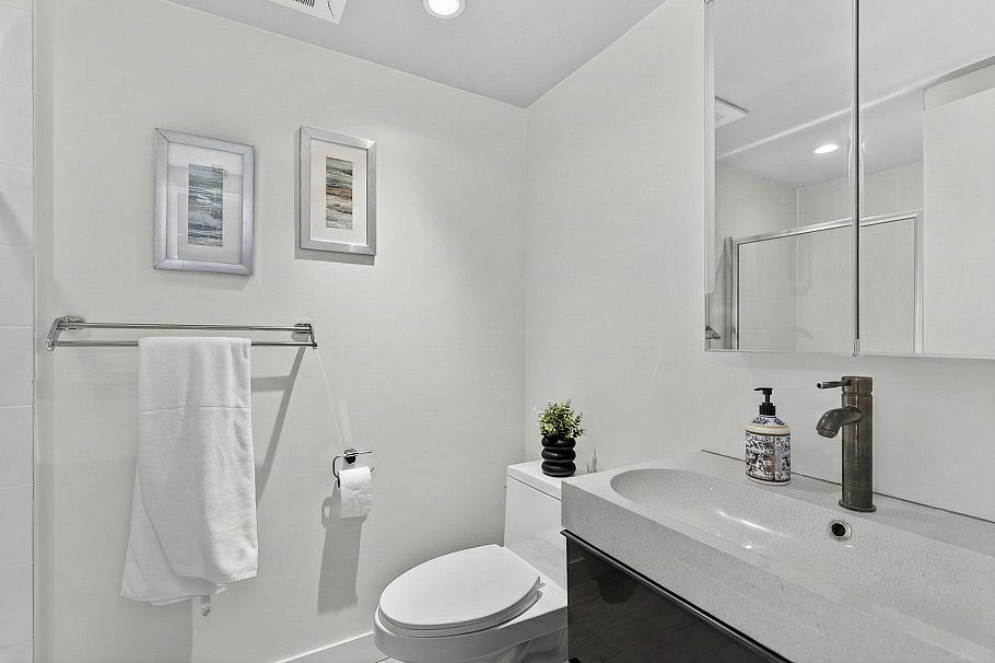 603 1625 Hornby Street Vancouver, BC - 24