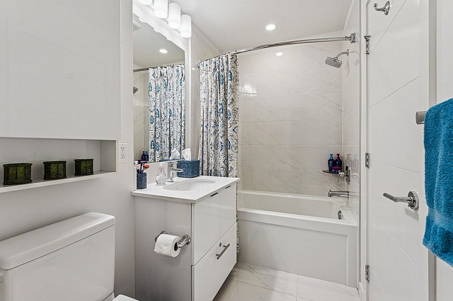 603 733 W 3rd Street North Vancouver, BC - 17