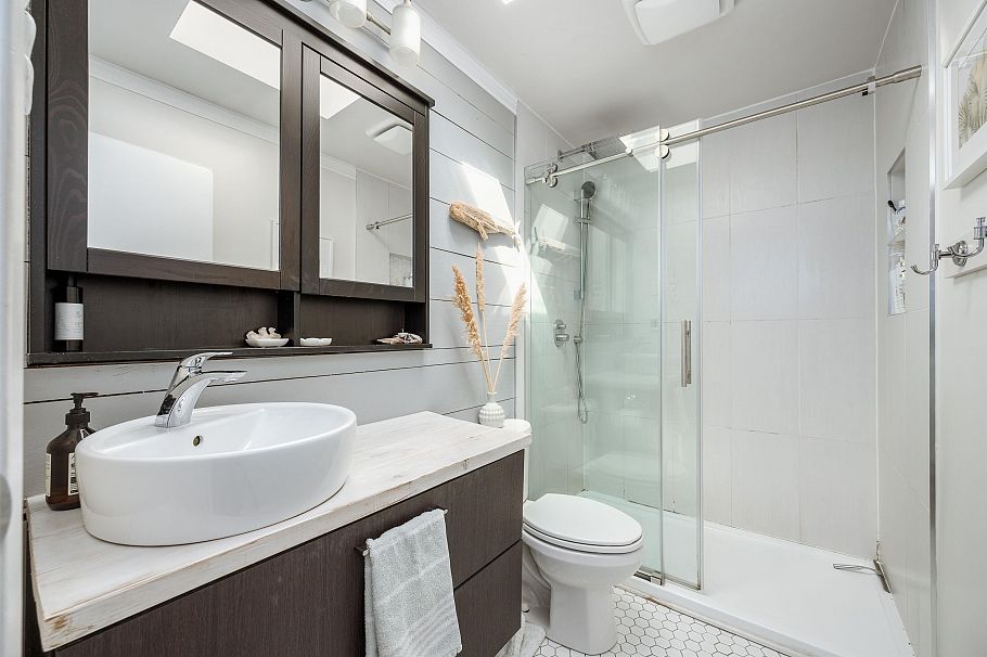 21 1182 W 7th Avenue Vancouver, BC - 22