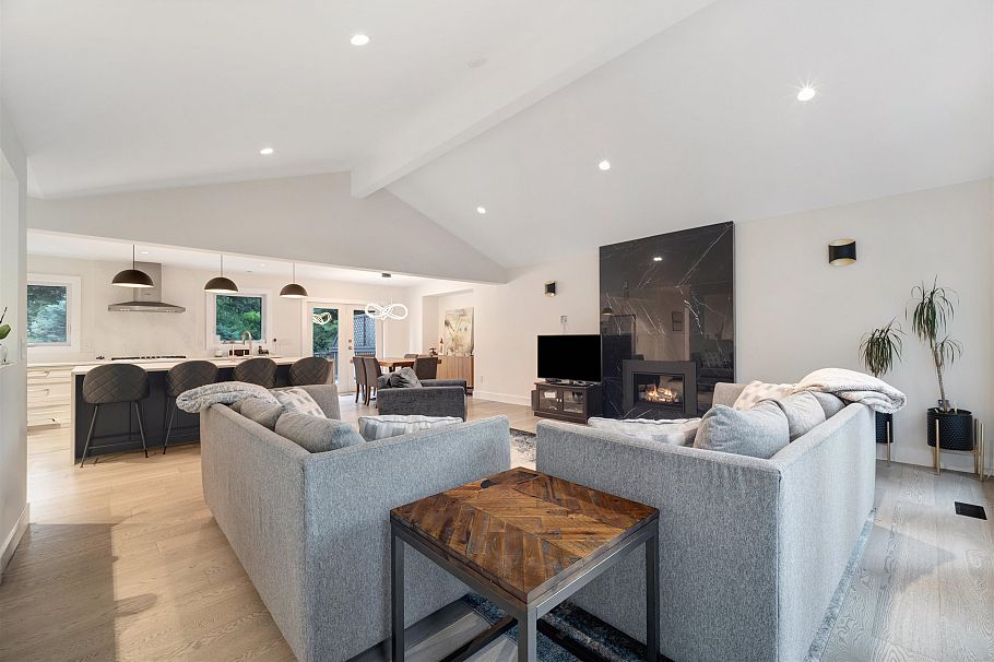 2488 Belloc Street North Vancouver, BC - 7