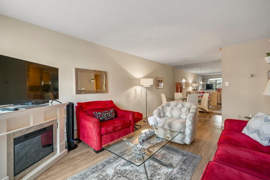 205 307 W 2nd Street North Vancouver, BC - 4