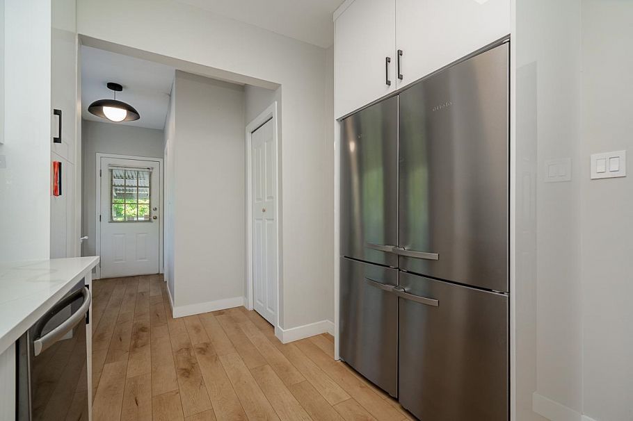 3099 W 6th Avenue Vancouver, BC - 7