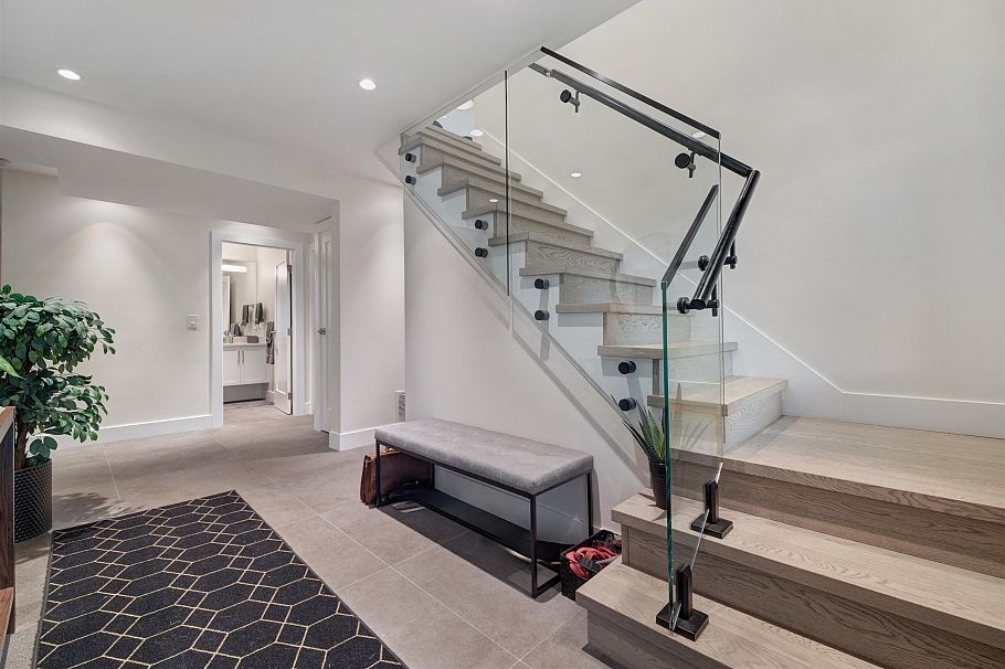 2488 Belloc Street North Vancouver, BC - 19