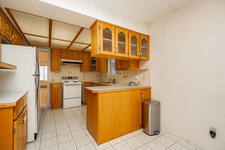 4728 Bruce Street Vancouver, BC - 11