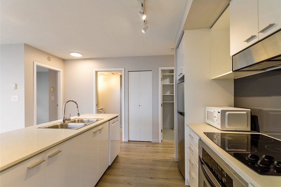 3108 111 W Georgia Street Vancouver, BC - 8