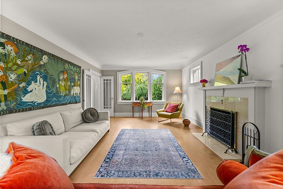 3141 W 39th Avenue Vancouver, BC - 3