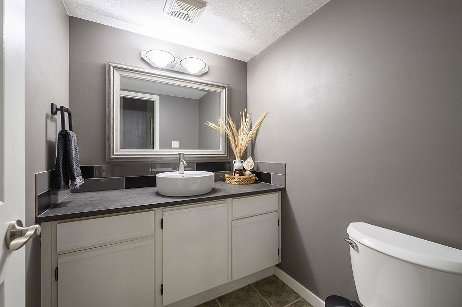 514 1000 Bowron Court North Vancouver, BC - 22