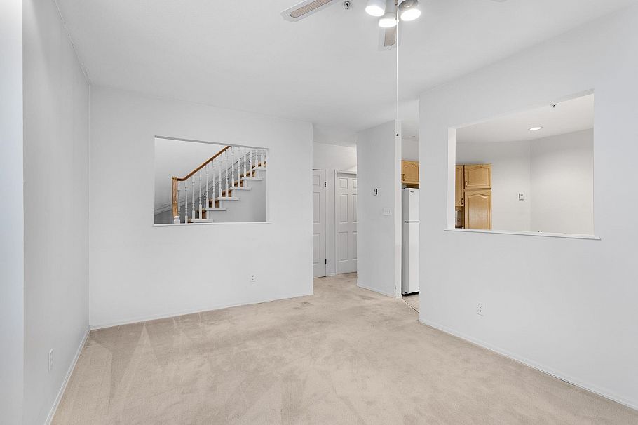 55 6523 Chambord Place Vancouver, BC - 3