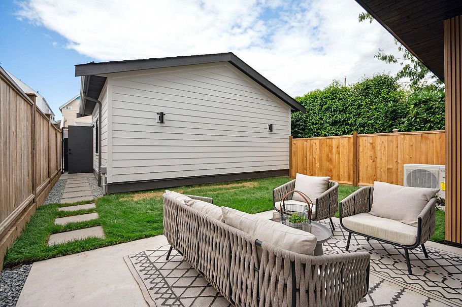 #2 1079 E 14th Avenue Vancouver, BC - 31