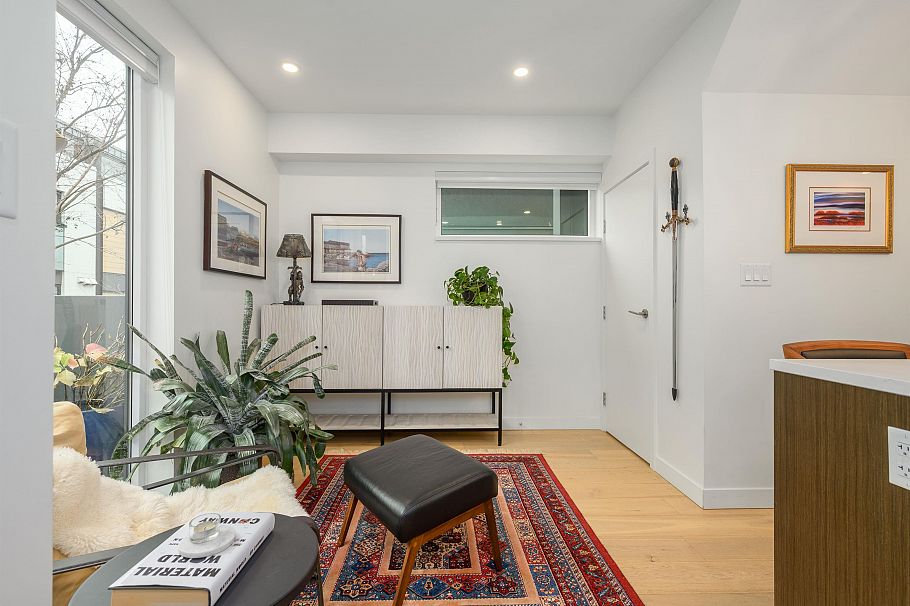 206 649 E 3rd Street North Vancouver, BC - 8