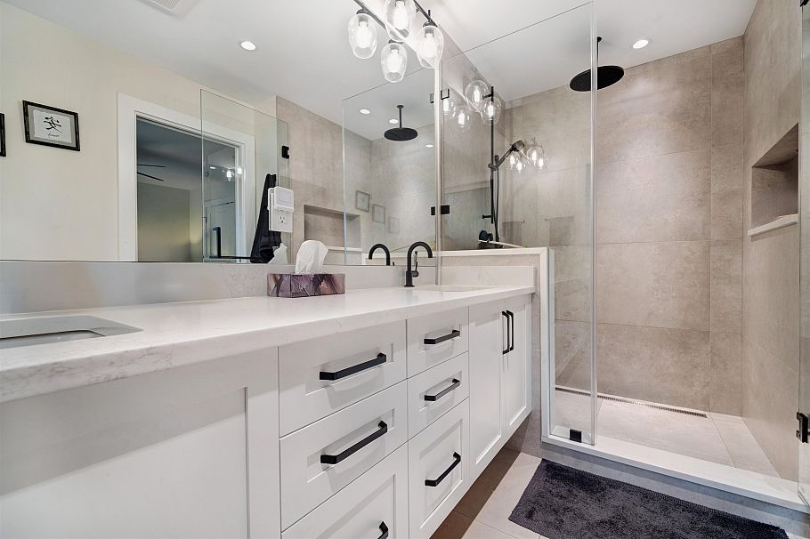 2488 Belloc Street North Vancouver, BC - 15