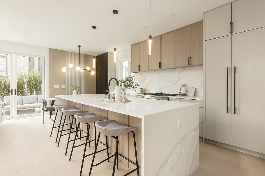 2 5969 Granville Street Vancouver, BC - 2