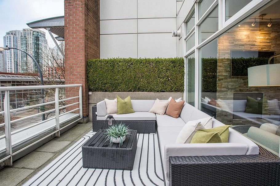 THA 1199 Marinaside Crescent Vancouver, BC - 25